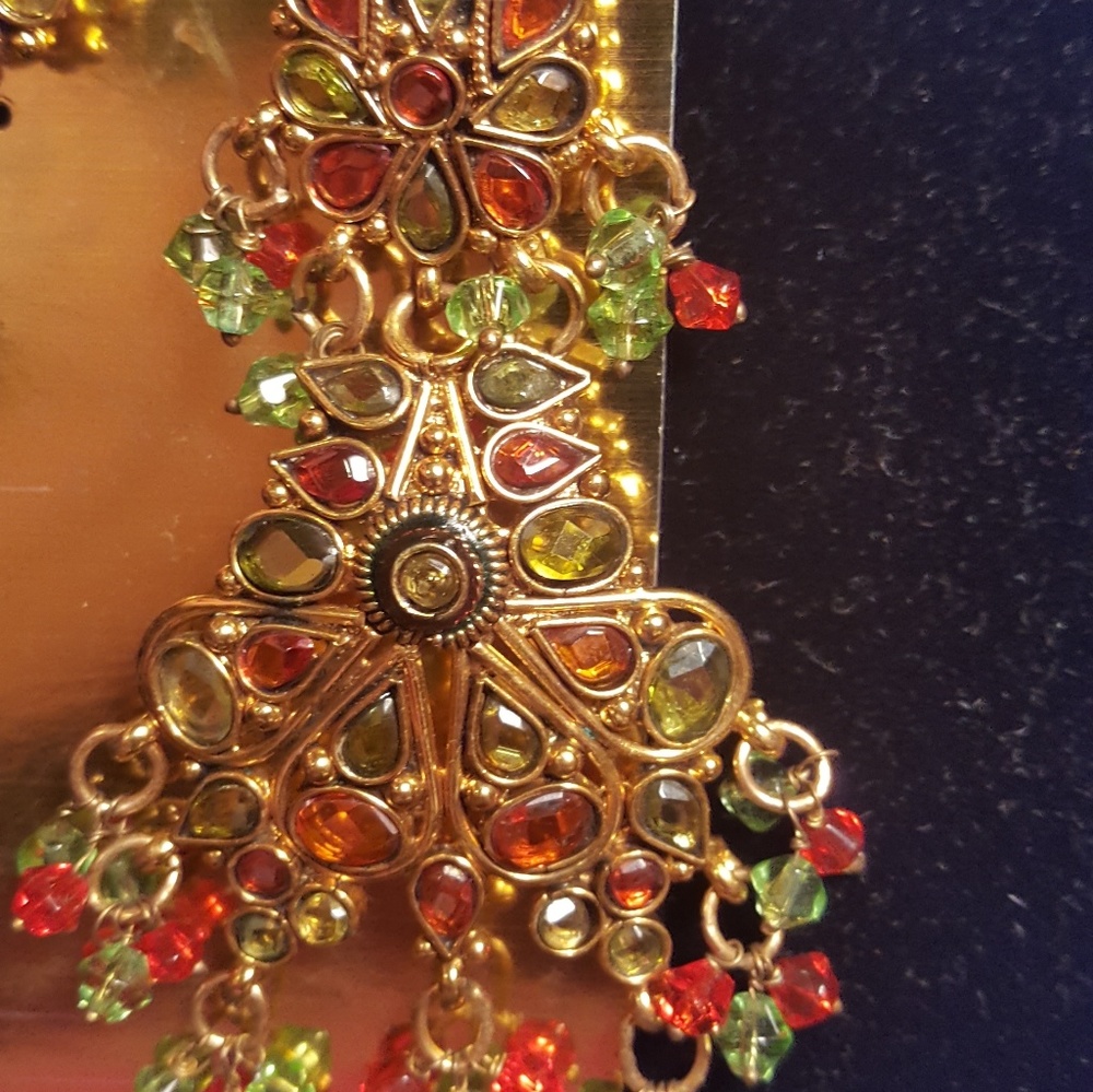 Earring - Picture 3 of 3